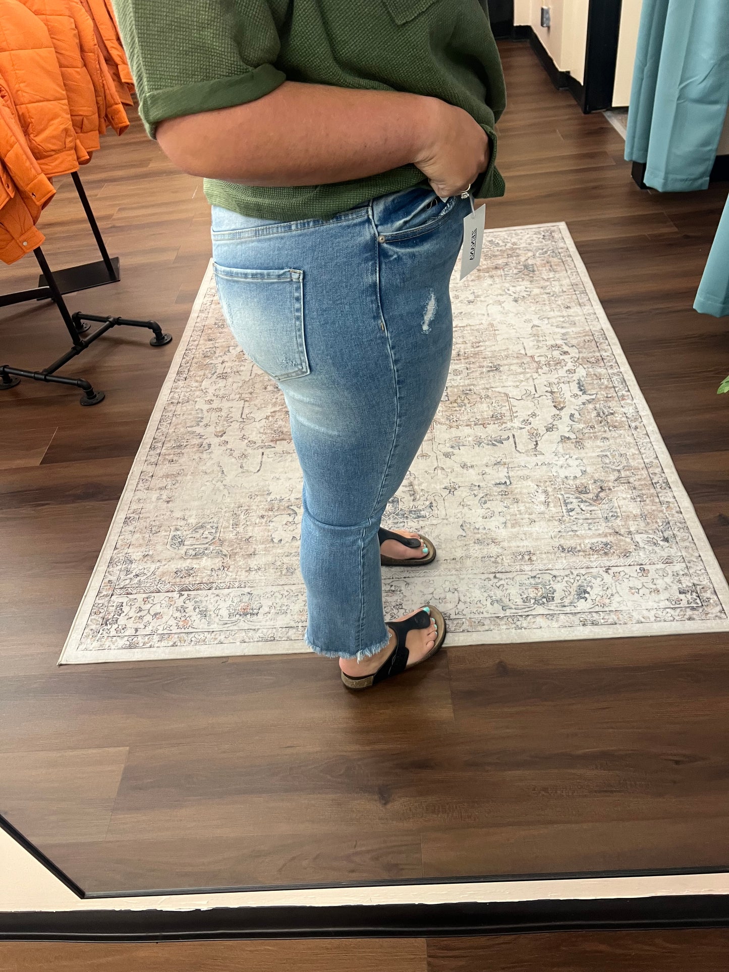 Medium Straight Cropped Jean