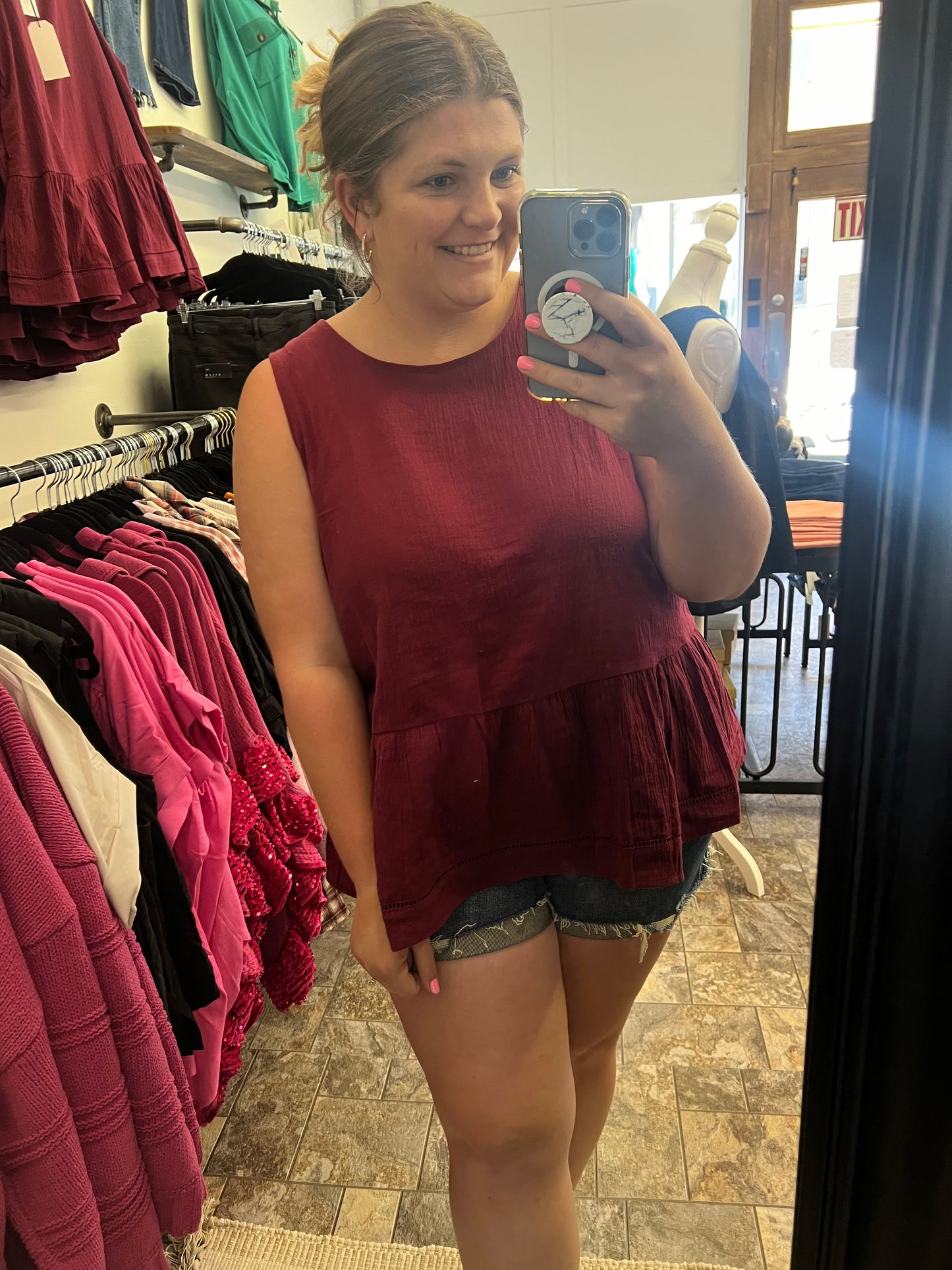 Who doesn't love a good flowy tank?! This color is so pretty and can be worn into multiple seasons! You can pair with denim and some cute sandals for a casual look o