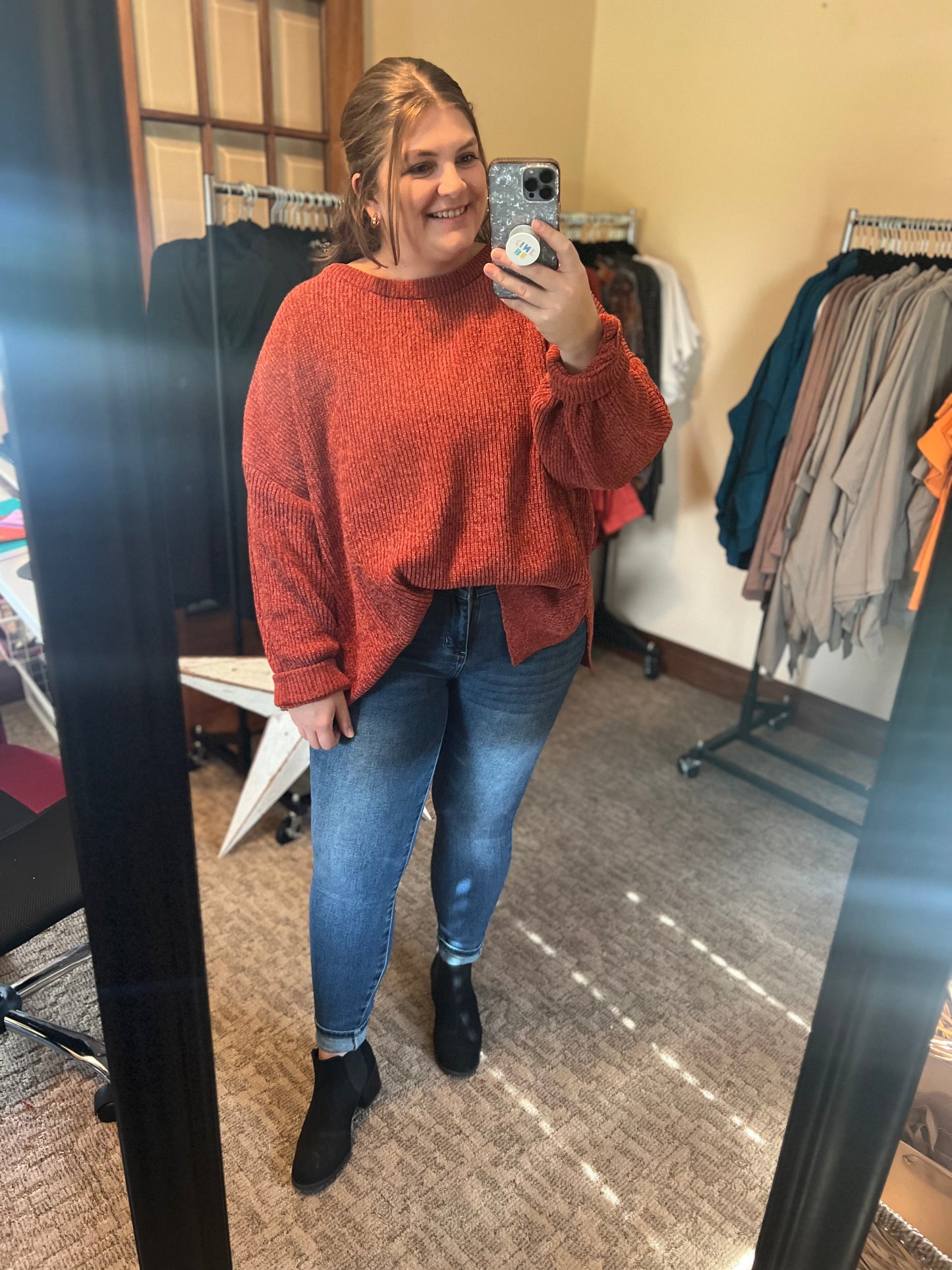 This is the definition of a fall sweater. The color is perfect, the fit is perfect, the length is perfect.. it's just perfect.
Sizing Tip: This is very much a relaxe