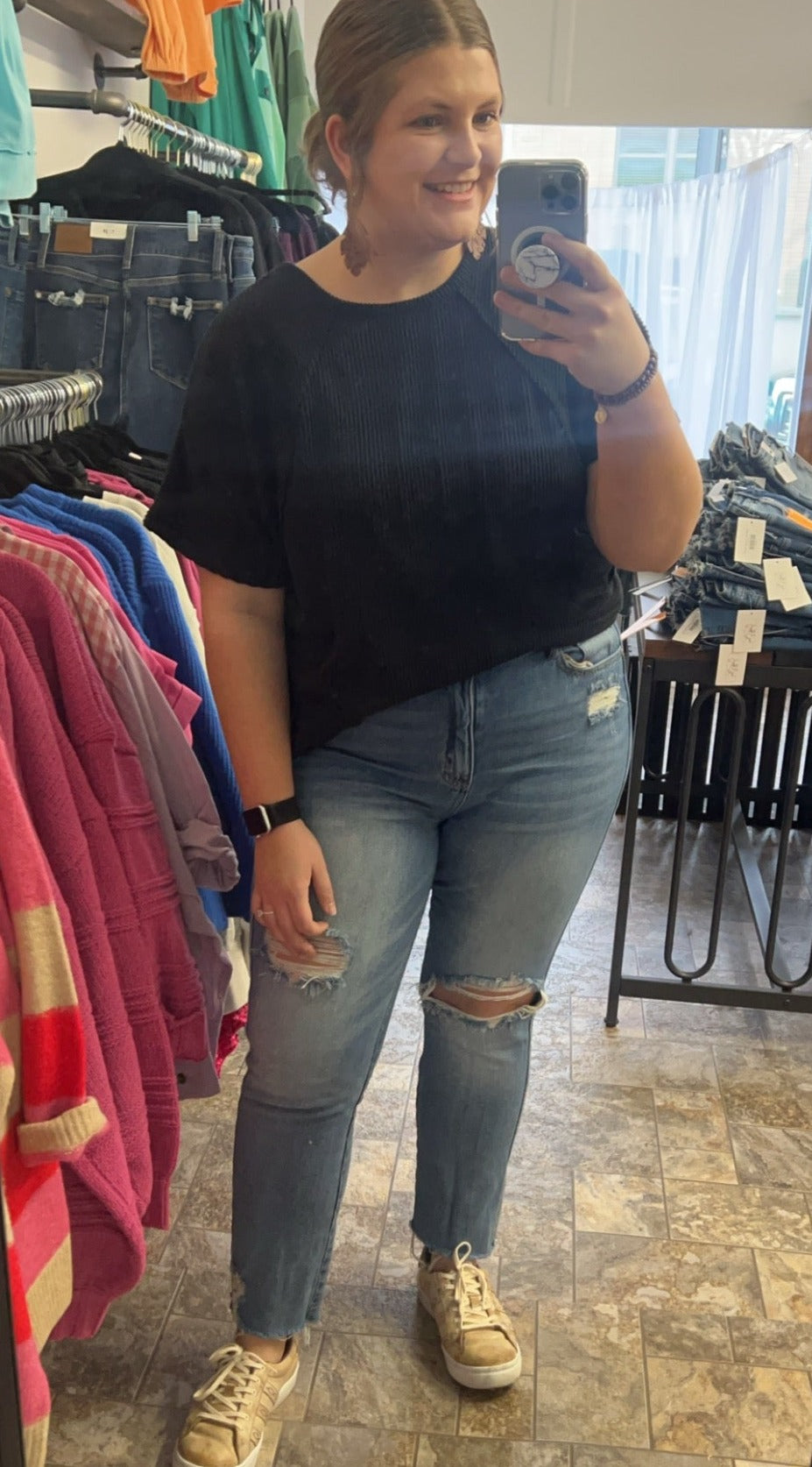 This style of Jb's has their newest feature - half rigid! What the heck does that mean? The front half of the jean is 100% cotton, so they have more structure and ac