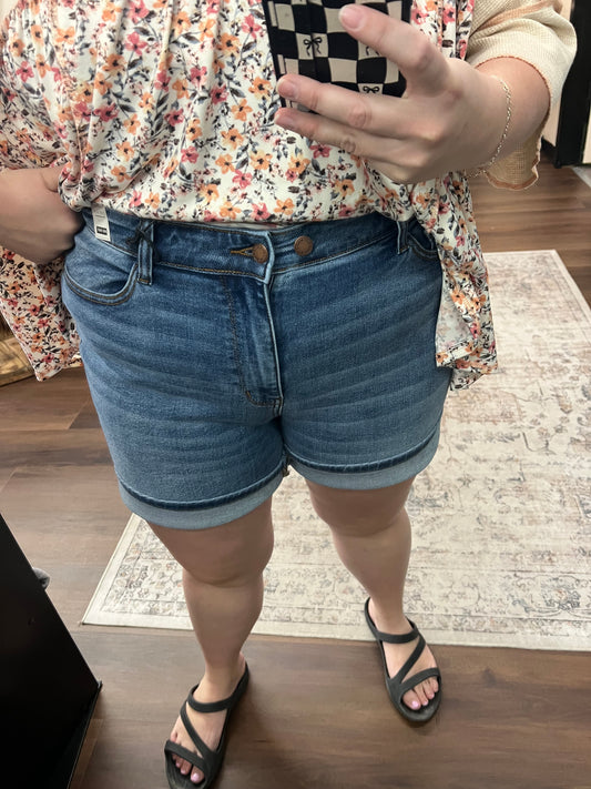 Mid-Length Dad Short