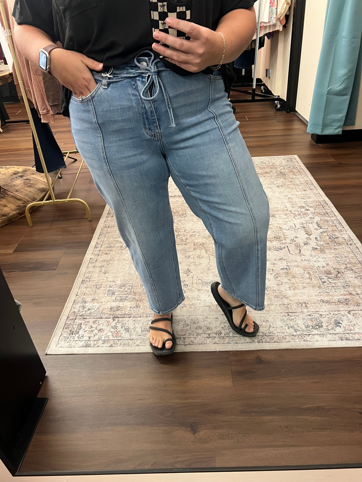 Tie Crop Barrel Jean