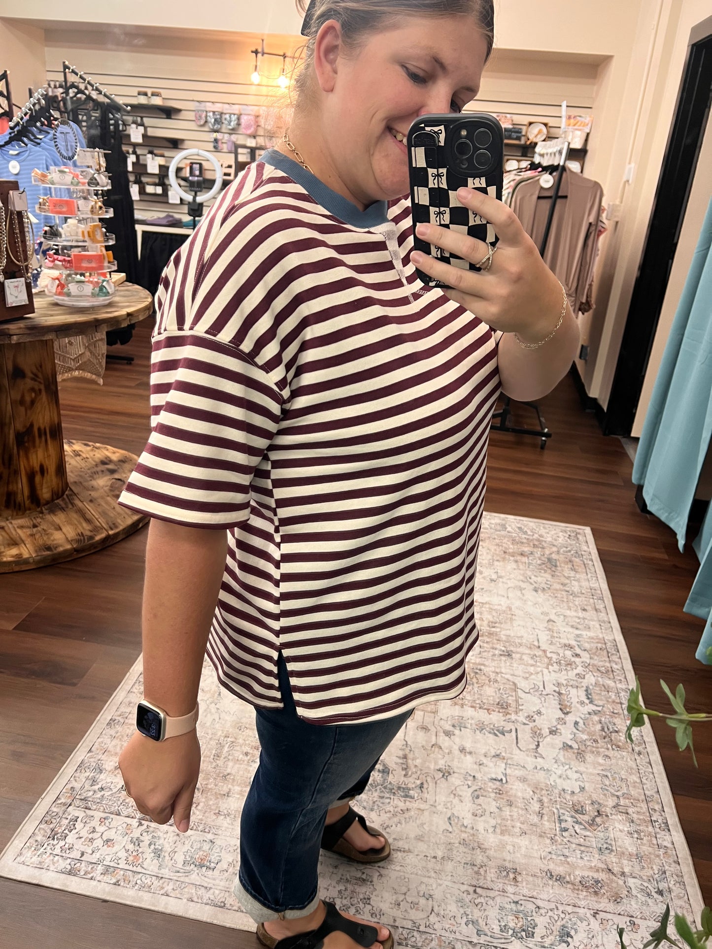 Contrast Collar Tee - Burgundy