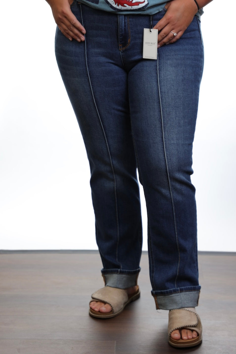 A great straight leg jean with some extra detail! I love the long line seams and cuffed bottom to really elevate the look. These have no distressing and are so comfy